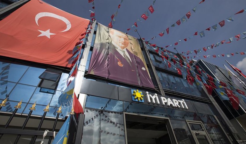 Çankaya İlçe Başkanı ve yönetimi görevden alındı! İYİ Parti'de Ankara tasfiyesi