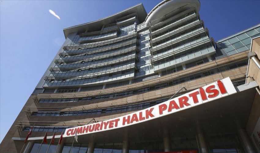Direttiva di Özel ai comuni del CHP su 'concerti e celebrazioni': annullati per 3 giorni