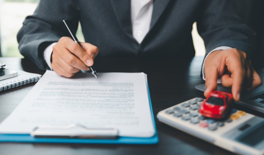 In Turchia, lo scorso anno, i guadagni lordi medi annui più alti sono stati registrati nel settore finanziario e assicurativo