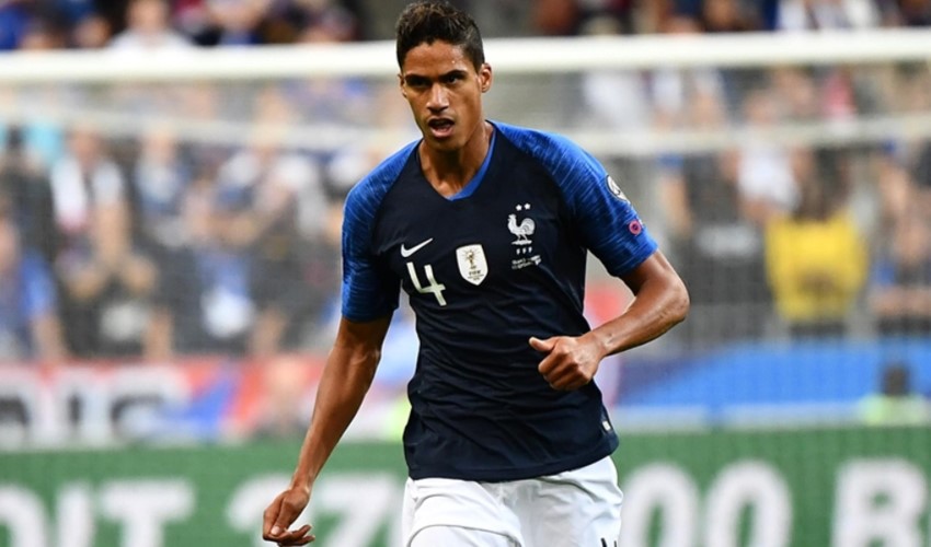 Raphael Varane, Suudi Arabistan'a kapıyı kapattı!