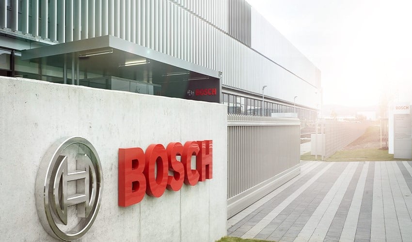 Bosch'ta kriz: Çalışanlar, yemekhaneyi tribüne çevirdi