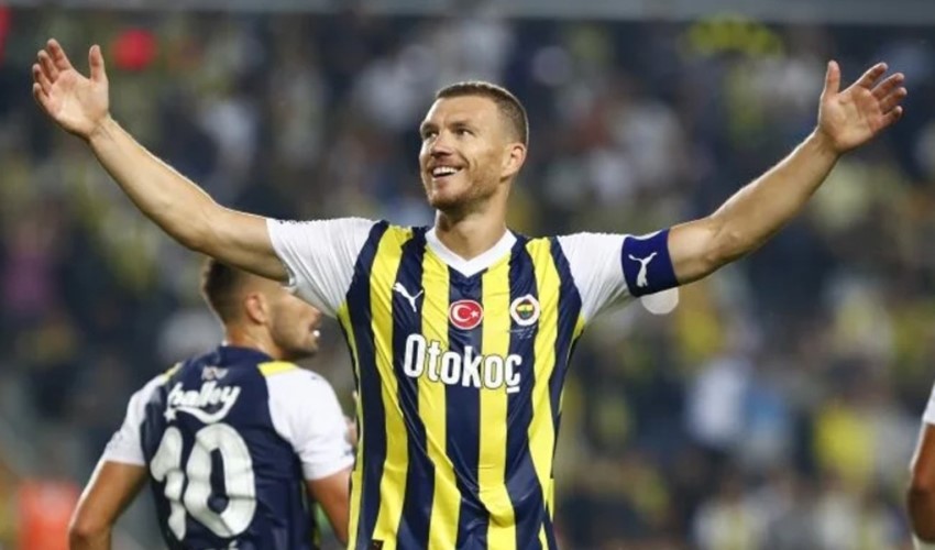 Edin Dzeko'dan Icardi cevabı!