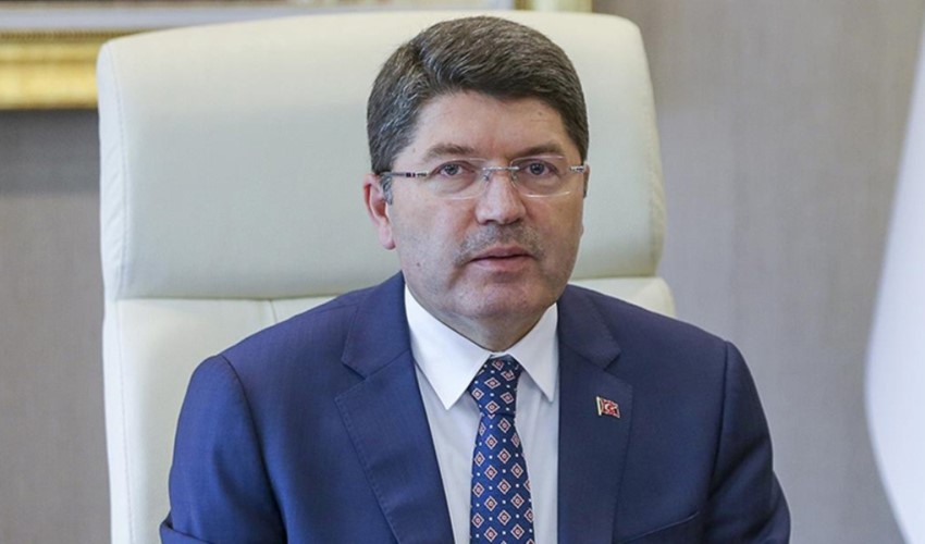 Il Ministro della Giustizia Yılmaz Tunç ha annunciato: indagine sui post riguardanti la Supercoppa sui social media!