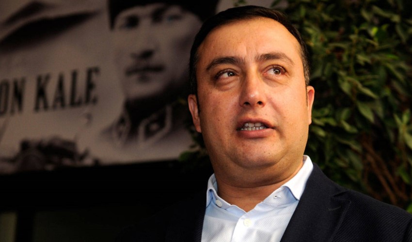 Ozan Bingöl annuncia l'aumento dell'accisa (ÖTV) su carburanti, alcol e tabacco definendolo la stima 