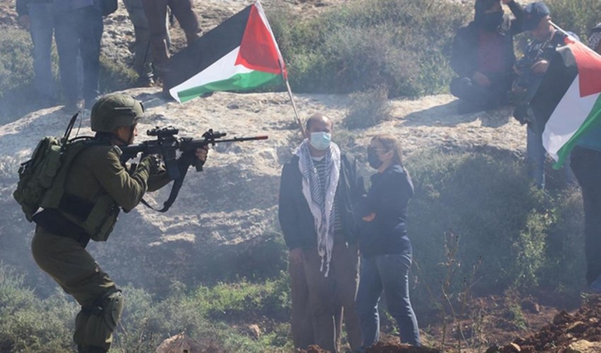 Attacchi israeliani a Gaza al 60° giorno: 16.248 morti