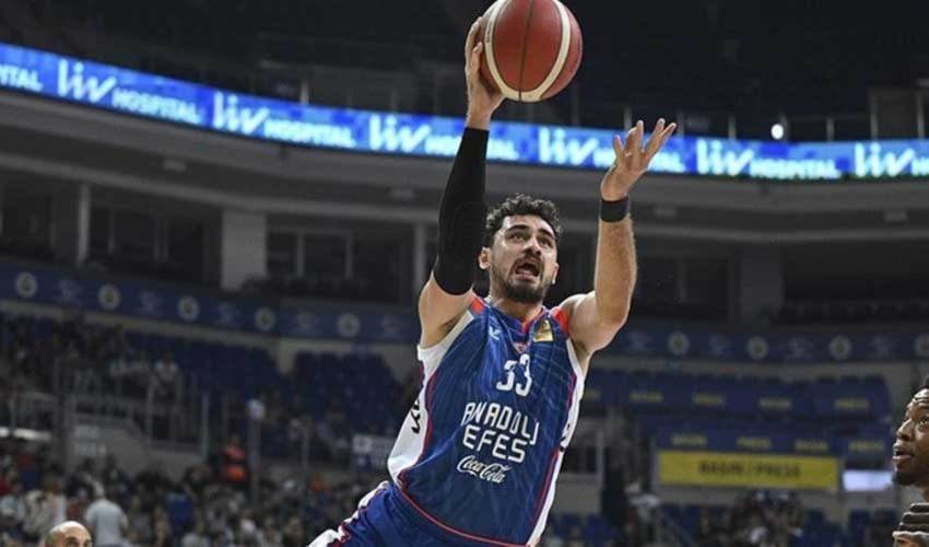 Anadolu Efes'te Erkan Yılmaz 3 ay yok!