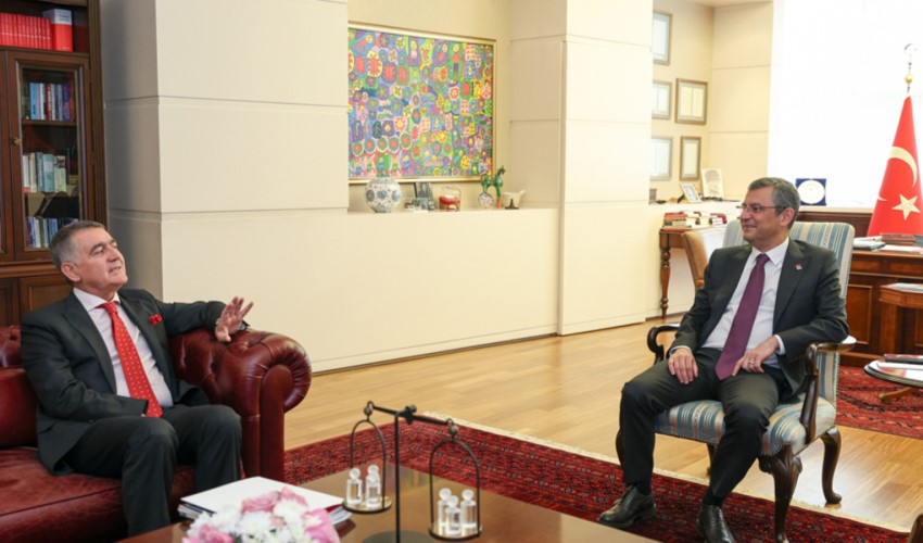 CHP lideri Özgür Özel, TÜSİAD Başkanı ile görüştü