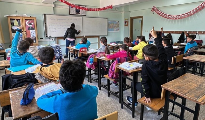 MEB'in özetlediği PISA 2022 raporunda Türkiye'de öğrencilerin beslenme sorunu göz ardı edildi