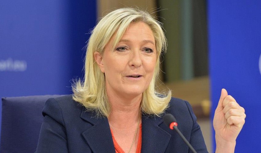 Le Pen, AB fonlarını zimmetine geçirdiği gerekçesiyle yargılanacak