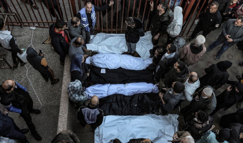 A Gaza il tasso di occupazione degli ospedali ha superato di 3 volte la capacità: il bilancio delle vittime supera le 17mila unità