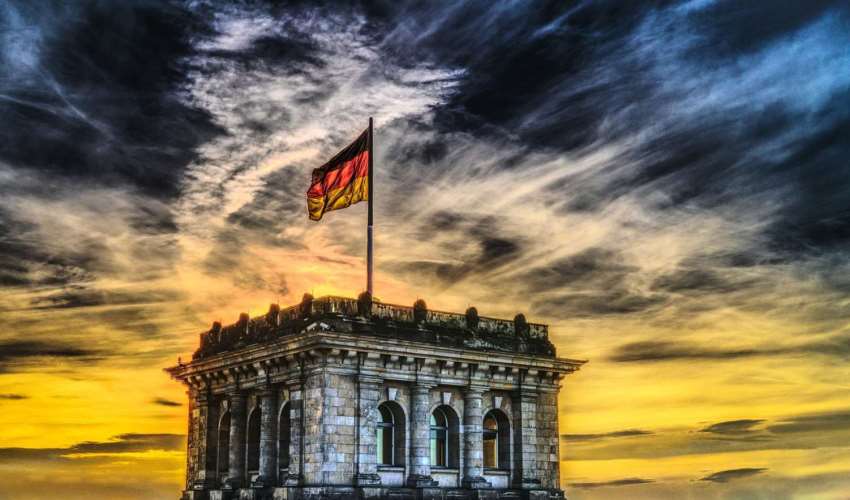 Almanya ekonomisi zor bir viraja girdi! Uzmanlardan kritik öngörüler
