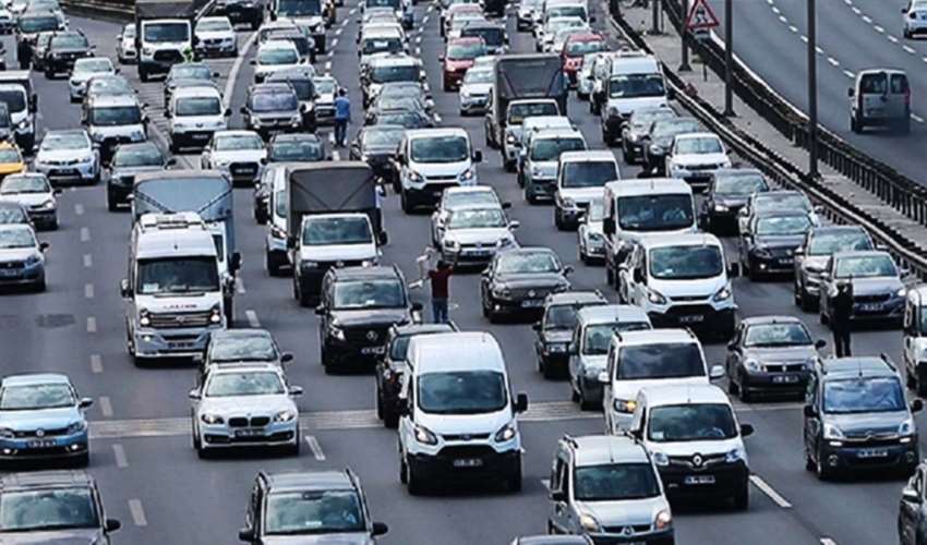 Trafiğe kayıtlı toplam taşıt sayısı 28 milyona yaklaştı