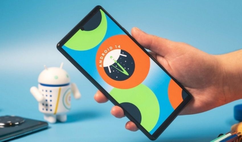 Android 14 alacak tüm Samsung telefon modelleri