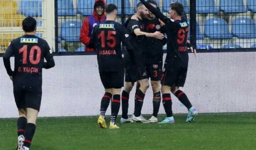 Hat-trick di Rohden, il Karagümrük ritrova la vittoria