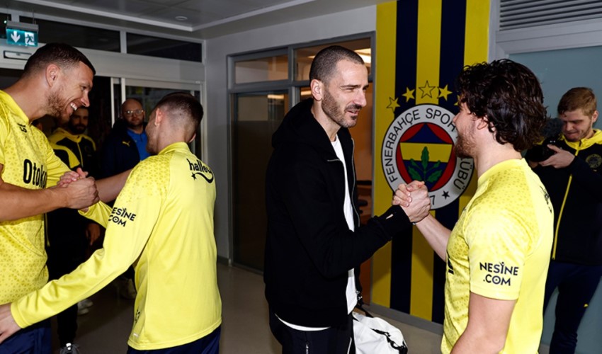 Fenerbahçe'nin yeni transferi Leonardo Bonucci, takımıyla bir araya geldi