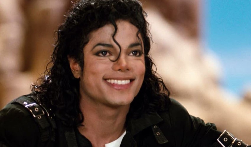 Michael Jackson'ın hayatı beyaz perdeye aktarıldı: 'Michael' filminin vizyon tarihi belli oldu