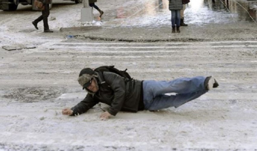 Cosa fare per evitare di cadere con la neve