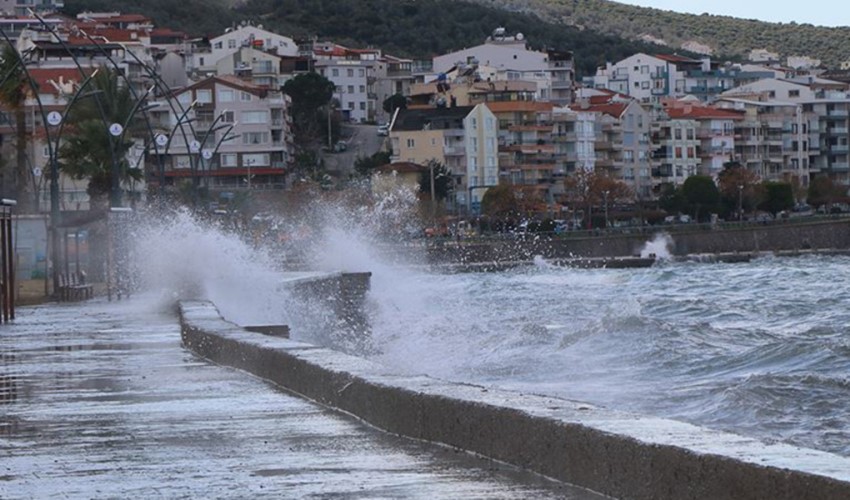 Allerta tempesta nel Mar Egeo