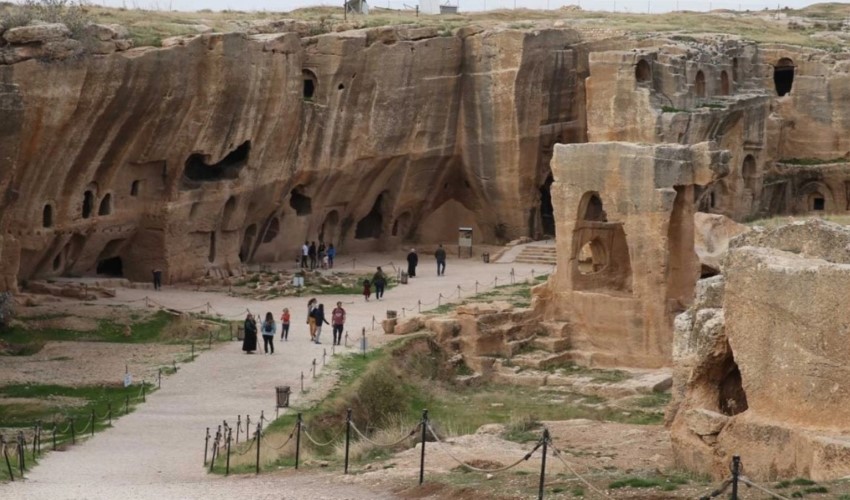 Mardin bunu konuşuyor: Dara Antik Kenti'nde 1500 yıllık içme suyu kanalı bulundu