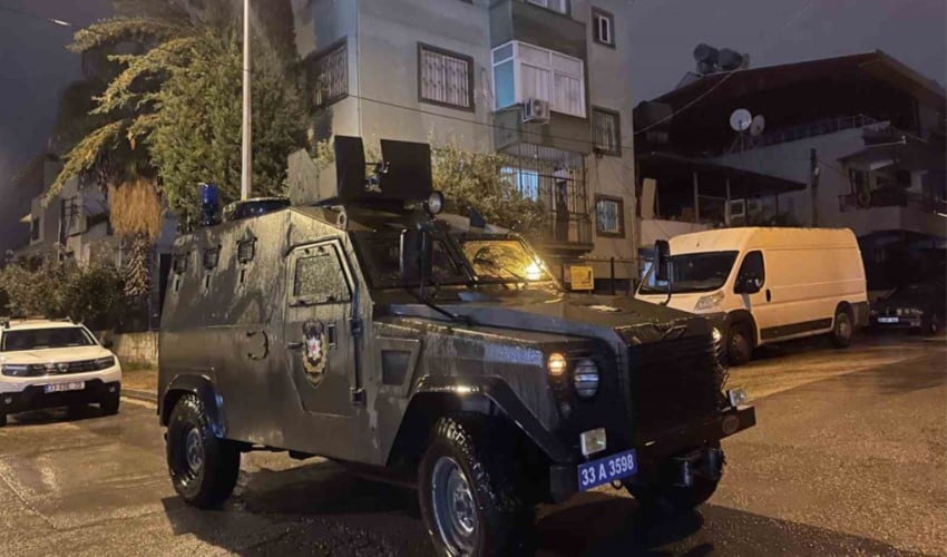 Mersin’de 54 torbacıya operasyon: 430 polis katıldı