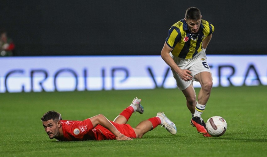 Lyon, İsmail Yüksek için Fenerbahçe'ye yaptığı teklifi artırdı