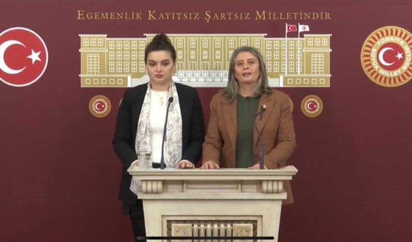 CHP'li Suiçmez ile SMA'lı Demir Ali'nin annesi basın toplantısı düzenledi: 'Melek oldu haberini almak istemiyorum'