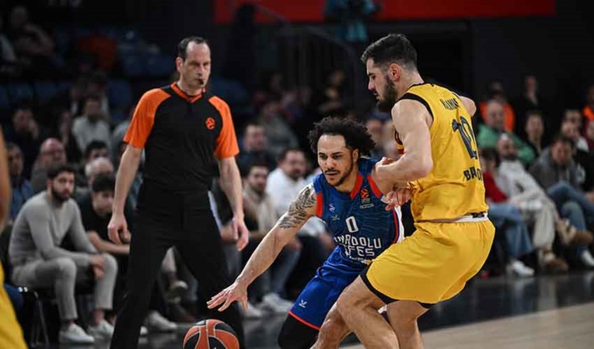 L'Anadolu Efes abbatte il Barcellona in casa!