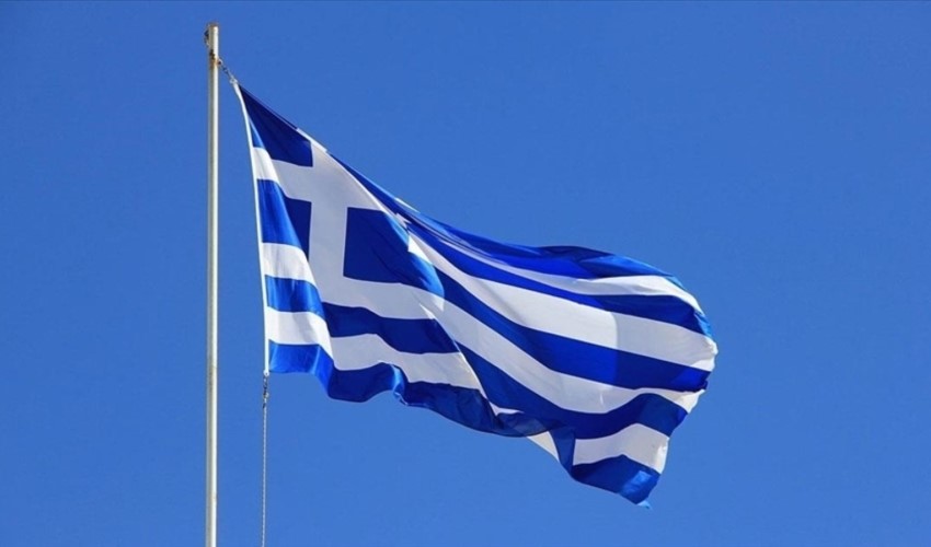 Yunanistan'da Kızıldeniz istifası