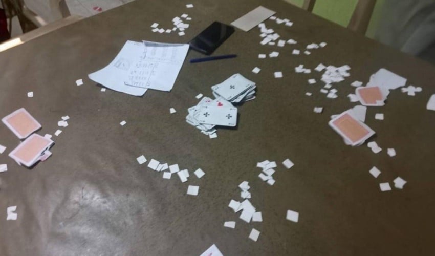 Mersin'de kumar operasyonu: 17 kişiye 85 bin TL ceza kesildi