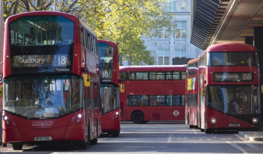 Londra’daki toplu ulaşım ücretleri 2025 yılına kadar donduruldu