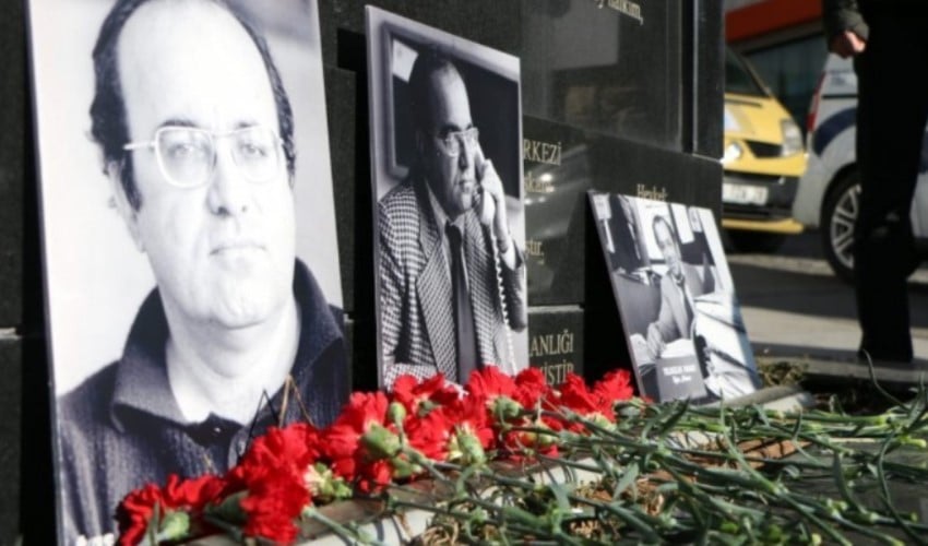 Gazeteci Uğur Mumcu katledilişinin 31. yılında unutulmadı: 'Genç gazetecilerin ışığı olmaya devam ediyor'
