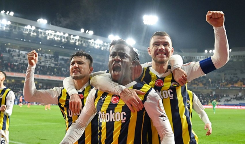 Fenerbahçe’ye verilen penaltı doğru mu? Eski hakemler yorumladı…