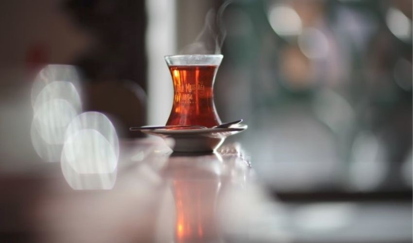 Sıcak çay içmek kansere neden olur mu? Bilimsel olarak açıklandı