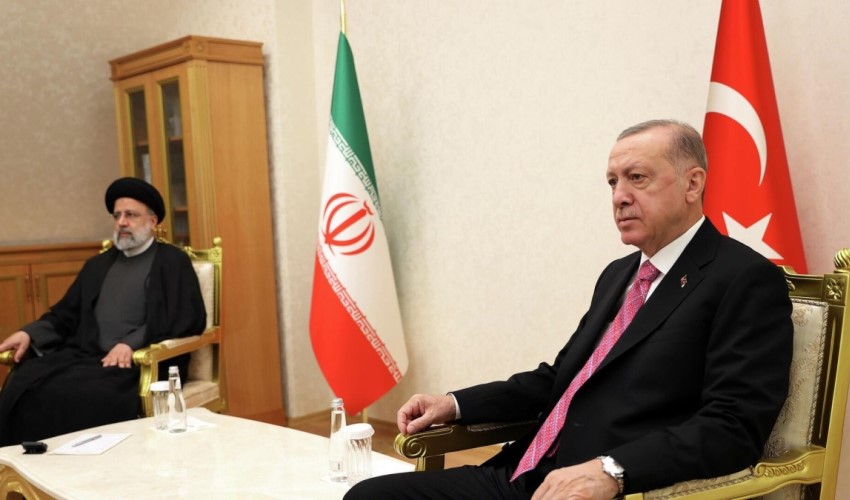 İran'daki terör saldırısının ardından Erdoğan, Reisi ile görüştü
