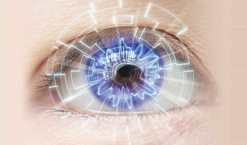 Katarakt Ameliyatında Akıllı Lensler Gözlükten Kurtarıyor