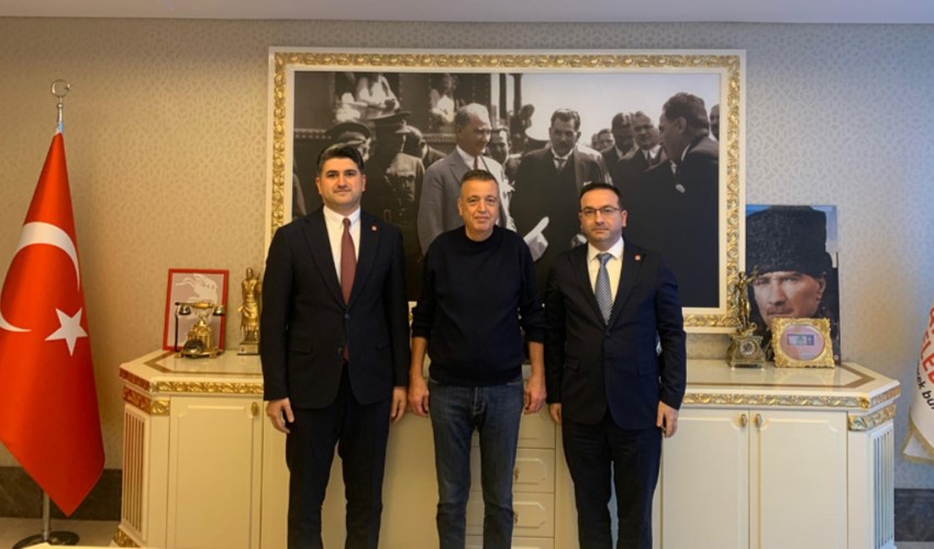 Ataşehir Belediye Başkan adayı Onursal Adıgüzel, Battal İlgezdi'yi ziyaret etti