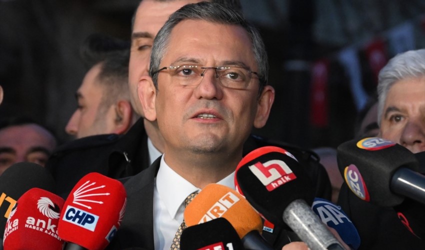 CHP lideri Özel'den Akşener'e yanıt: Sayın genel başkanla kavga etmeyeceğim