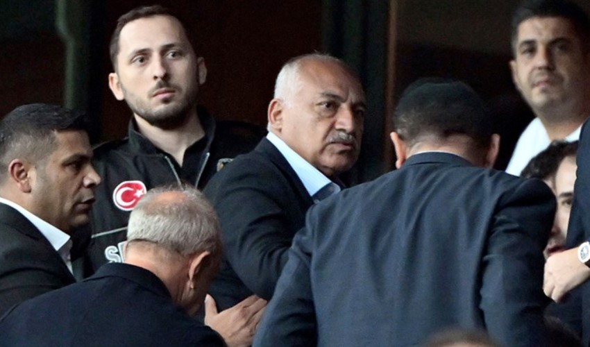 Aperto un procedimento penale contro 41 persone accusate di aver insultato Mehmet Büyükekşi!