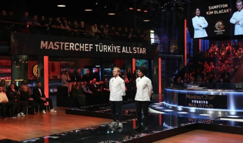 MasterChef'te şampiyon Esra oldu