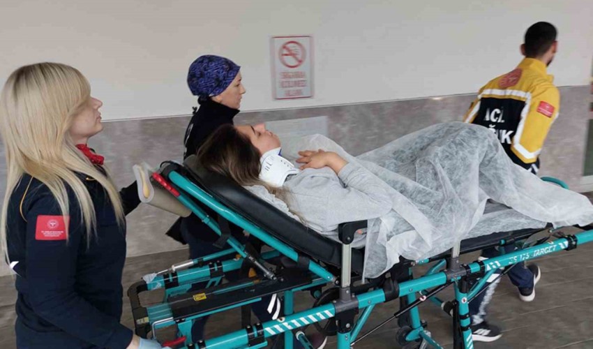 Ragazza ferita da un tappeto caduto dal sesto piano trasportata in ospedale