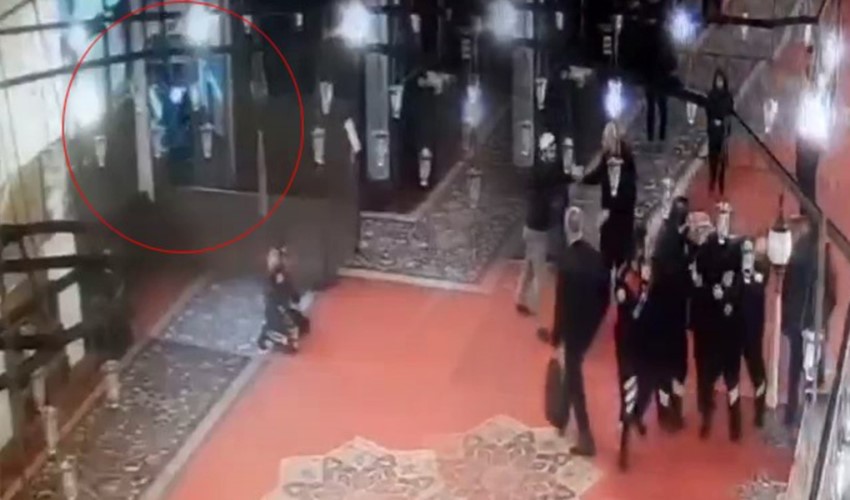 Fatih Camii’ndeki bıçaklı saldırının görüntüleri ortaya çıktı