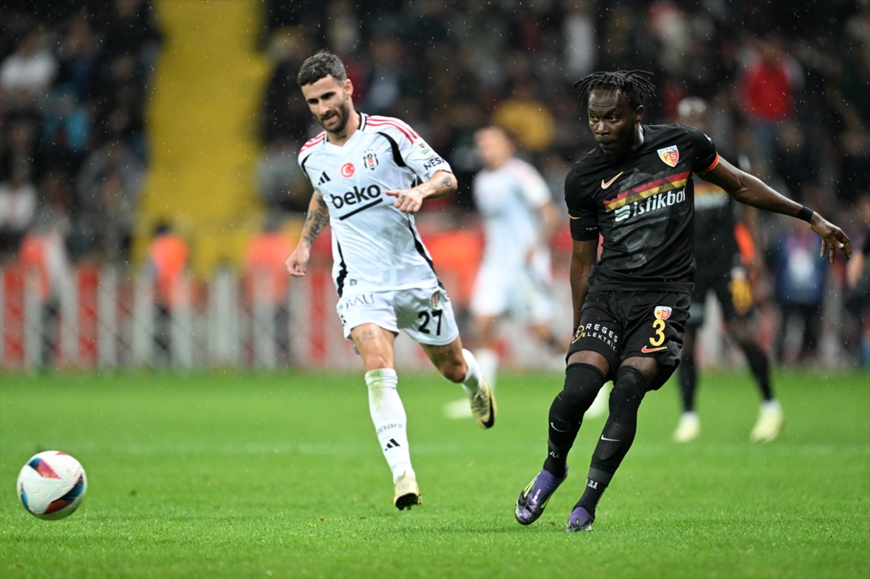 Spor yazarları Kayserispor- Beşiktaş mücadelesini değerlendirdi: Hakem skandalları bitmiyor