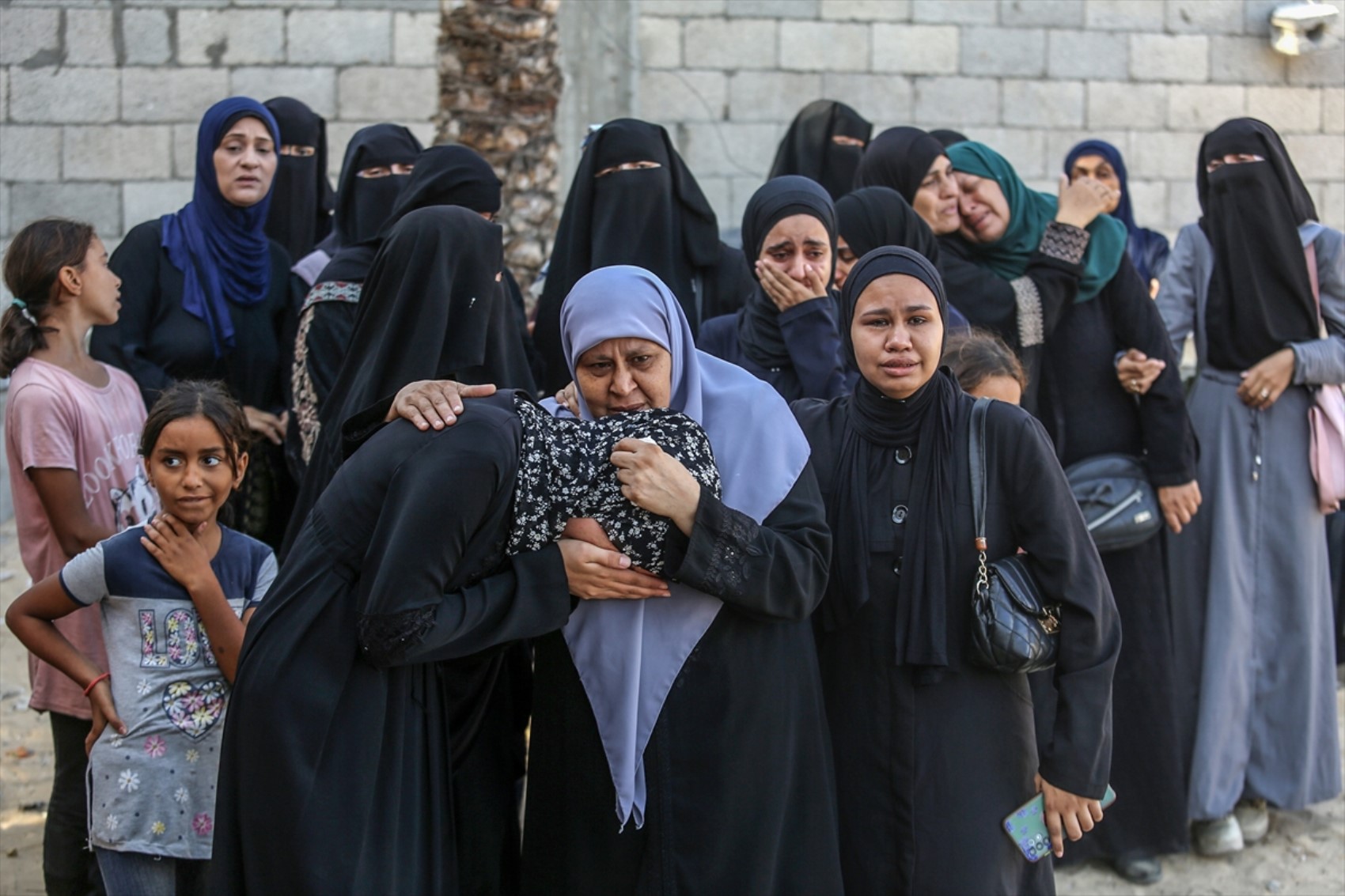 5 massacri a Gaza nelle ultime 24 ore! 55 morti, 166 feriti