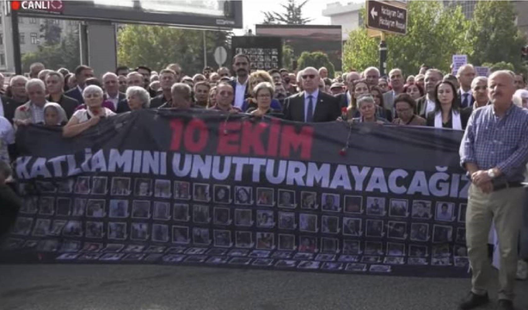 10 Ekim Ankara Garı katliamının dokuzuncu yılında yaşamını yitirilenler anıldı