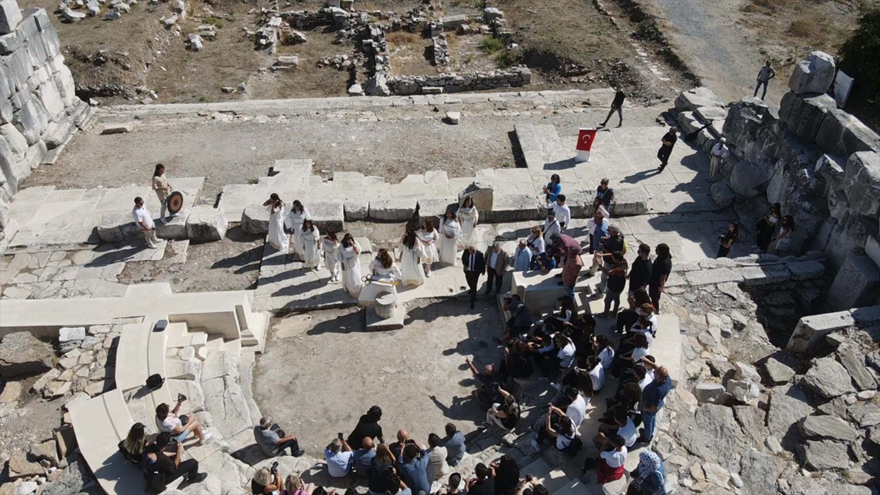 Viaggio nell'antica tradizione a Yatağan: rievocata la cerimonia del trasporto della chiave a Stratonikeia