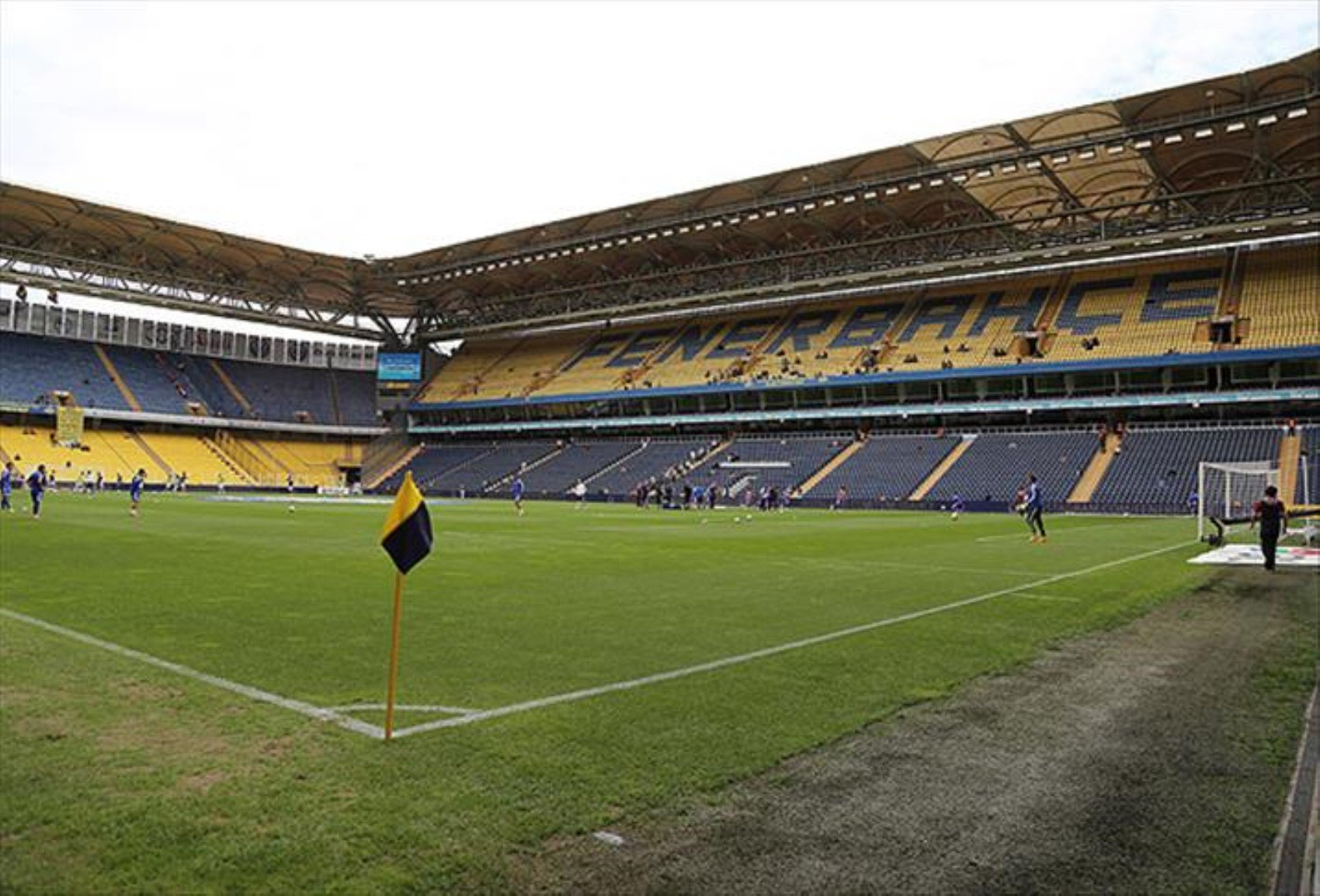 Seçim vaadi gerçek oluyor: Şükrü Saraçoğlu stadyumu yenileniyor