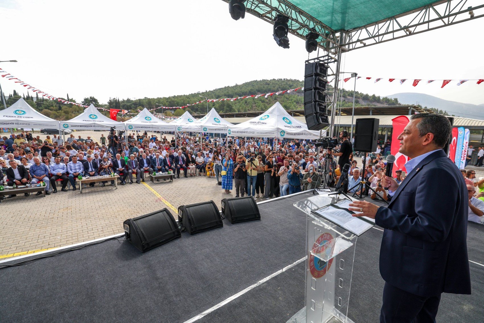 CHP lideri Özgür Özel'den iktidara çok sert 'İsrail' tepkisi: '70 milyar vergi toplamak için böyle bir söyleme girişmişler'