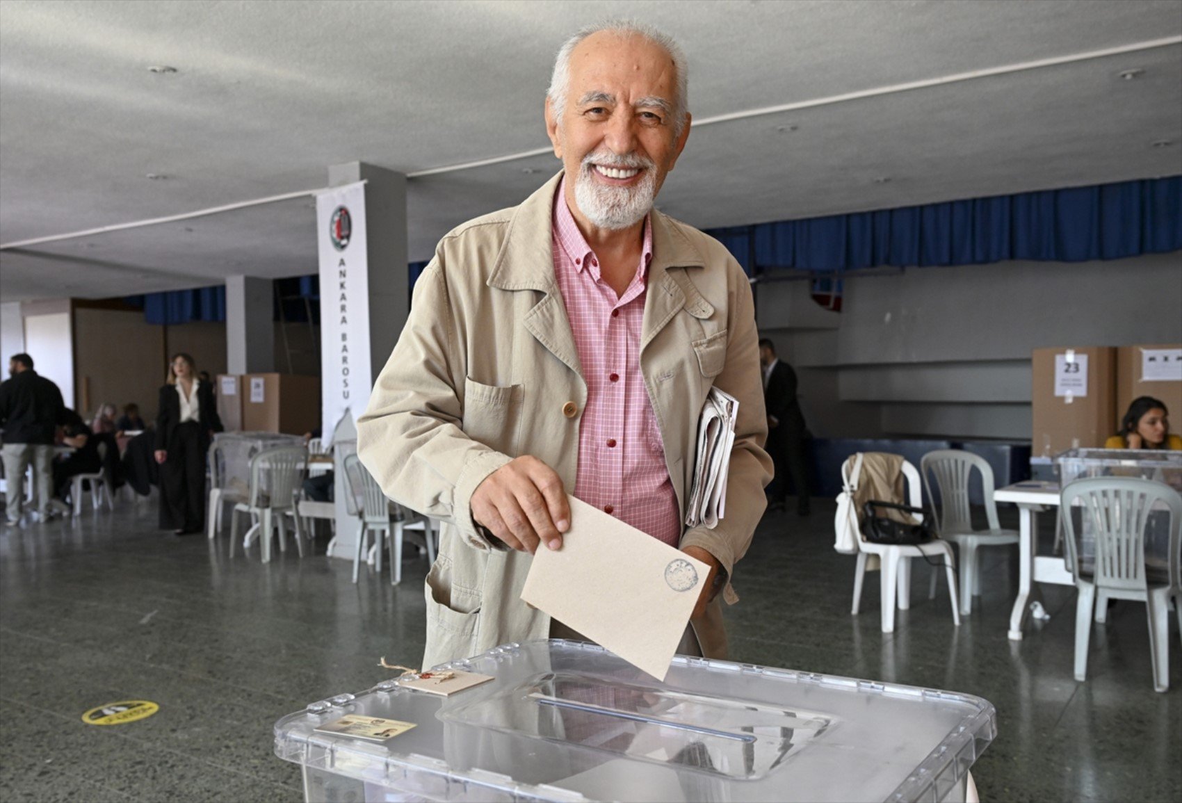 Avukatlar, Ankara Barosu Başkanlığı için sandık başında! 8 aday yarışıyor