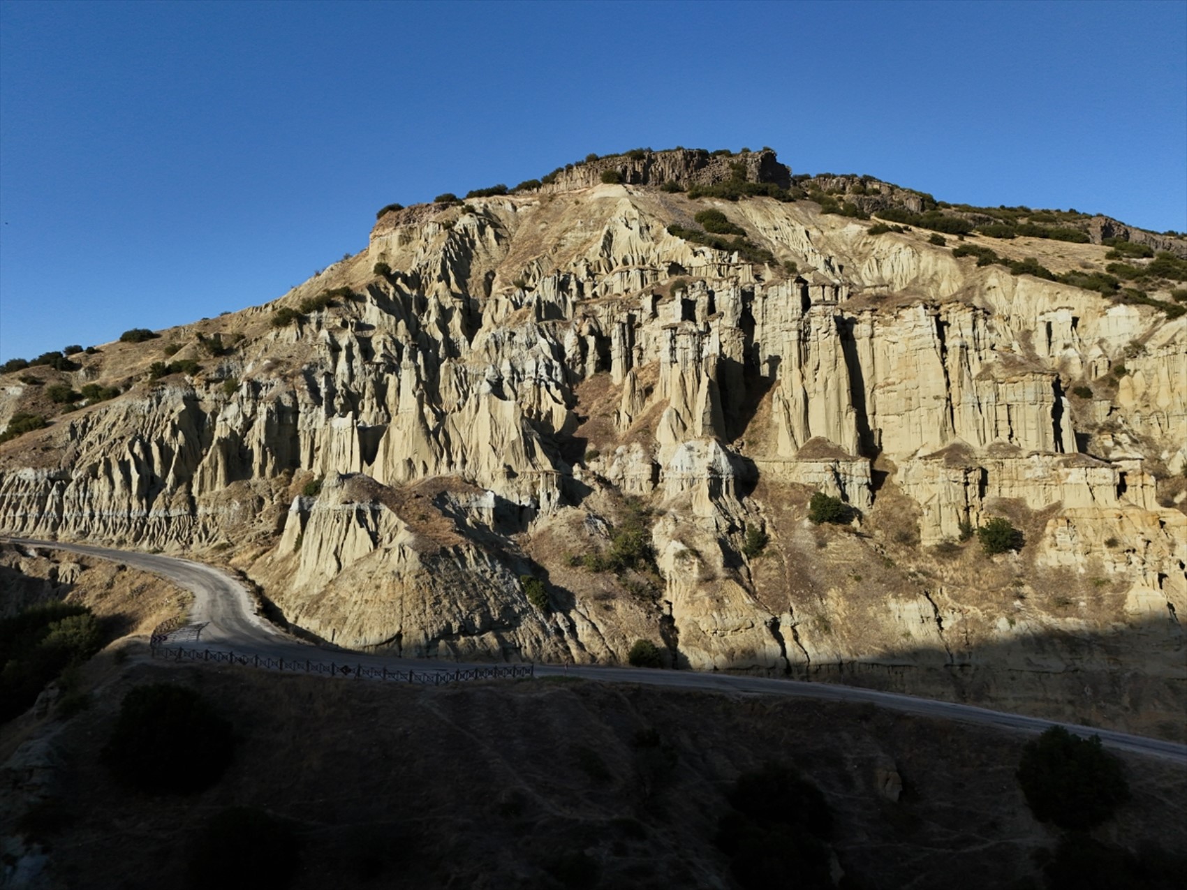 I camini delle fate a Kula: il miracolo della natura 
