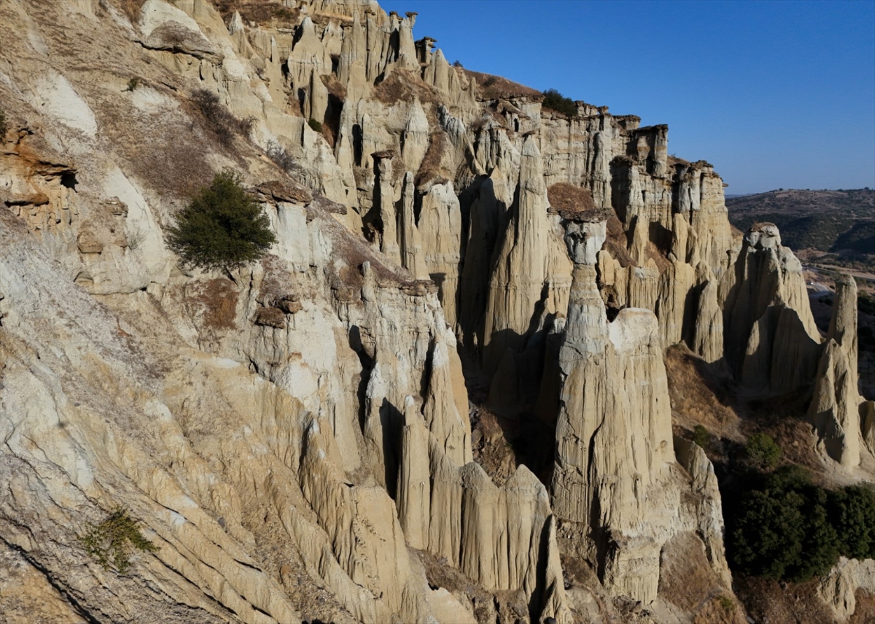 I camini delle fate a Kula: il miracolo della natura 